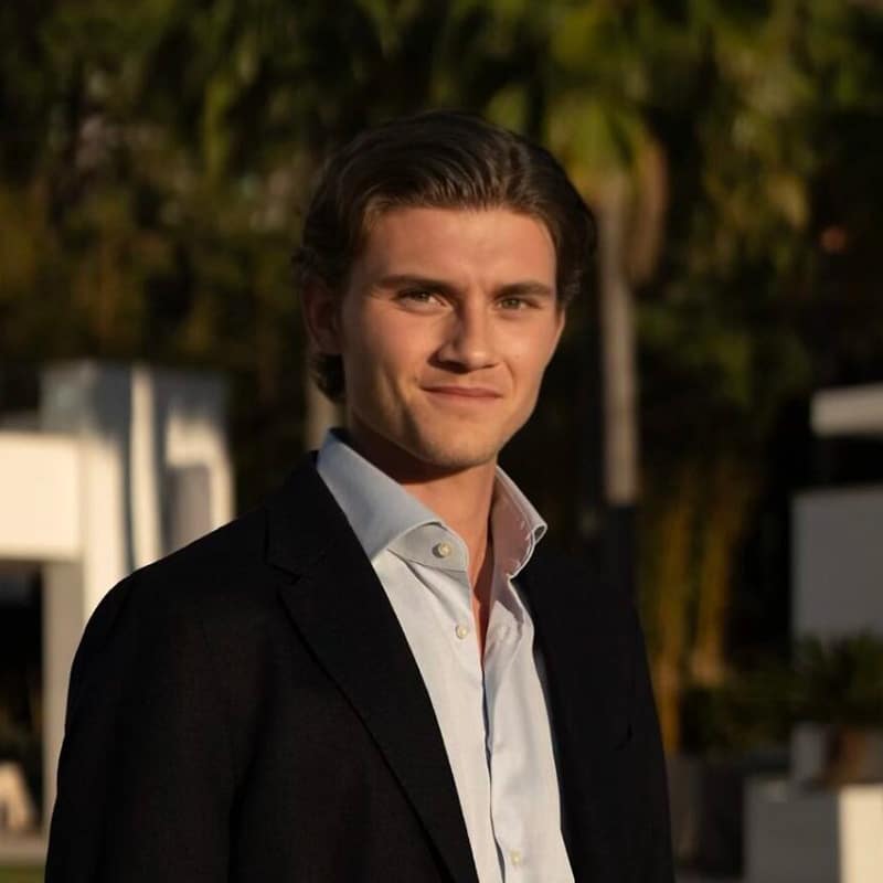 Real Estate Broker
